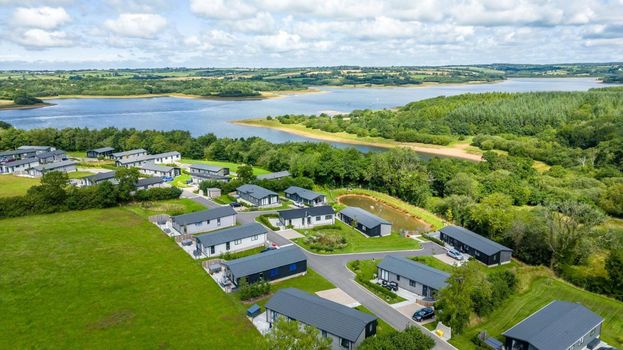 Primrose Lodge, 25 Roadford Lake Lodges 리프턴 외부 사진